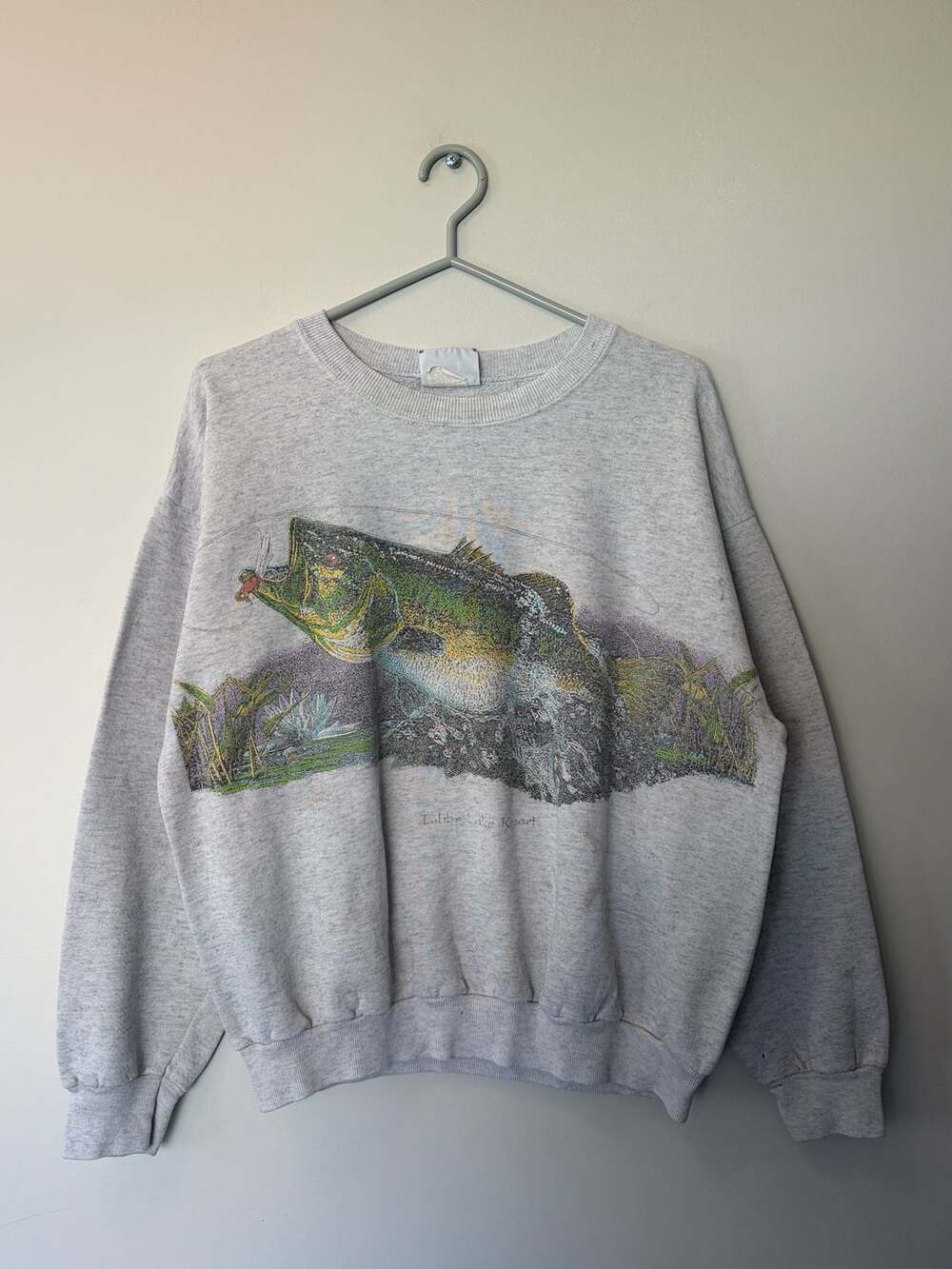 Vintage Lee Tubbs Lake Resort Bass Fishing Graphic Sweatshirt Size L